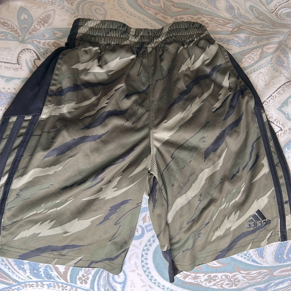 Boys adidas shorts - camo